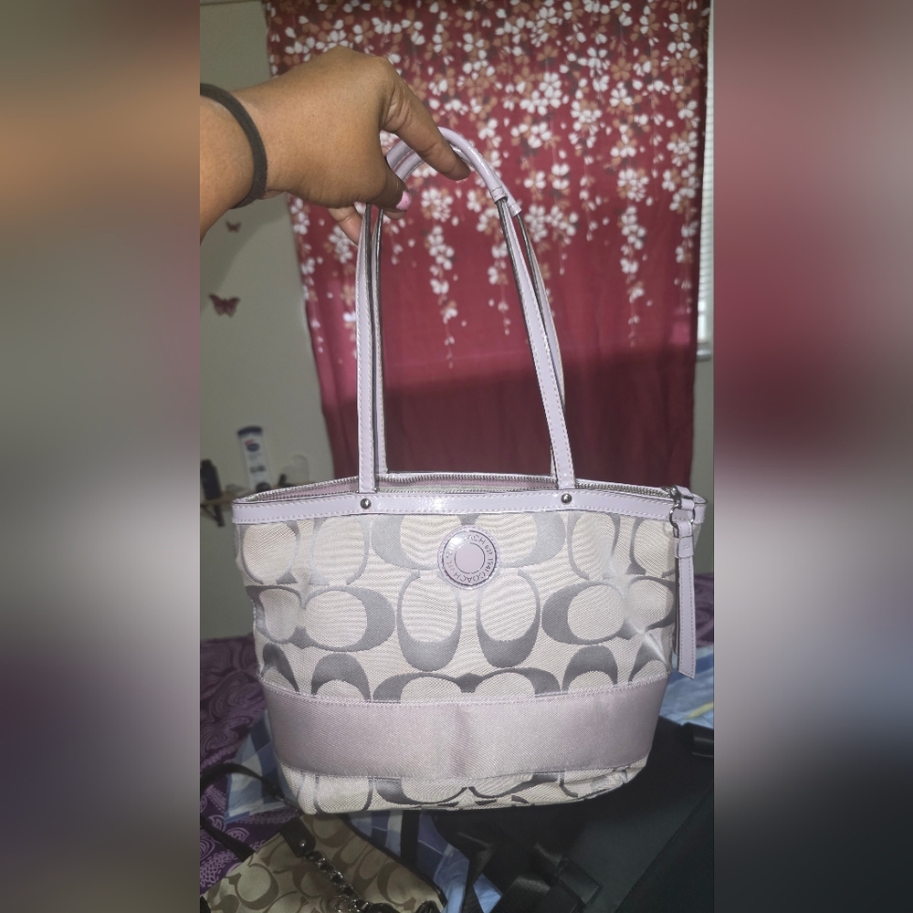 Women's Signature Pattern Tote Bag in Lilac